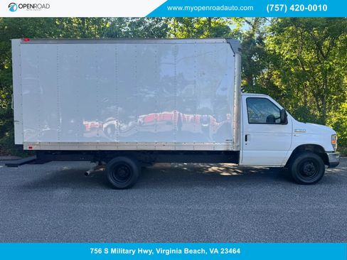 Used 2016 Ford E-350 and Econoline 350 Super Duty RWD image 1