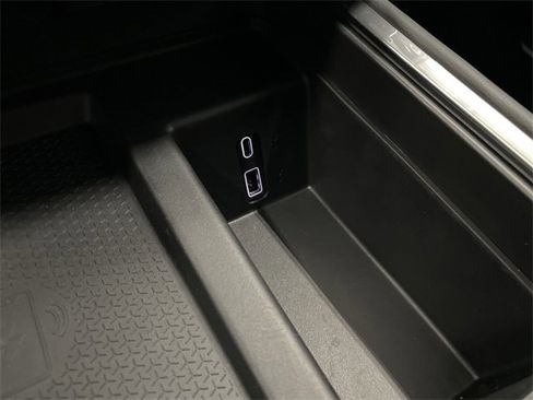 New 2026 GMC Acadia Elevation image 31