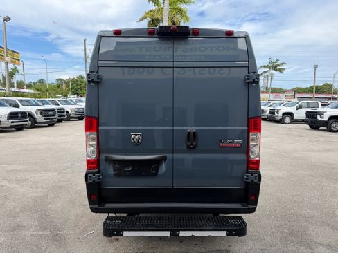 Used 2021 RAM ProMaster 3500 FWD image 4