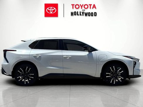 New 2026 Toyota bZ FWD image 3