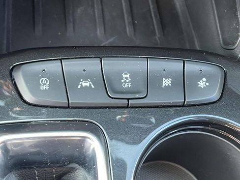 Used 2024 Chevrolet TrailBlazer ACTIV w/ Driver Confidence Package image 28