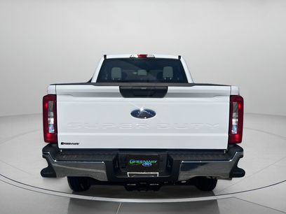 New 2026 Ford F250 XL w/ FX4 Off-Road Package