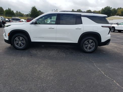 New 2026 Chevrolet Traverse LT w/ LPO, Floor Liner Package image 6