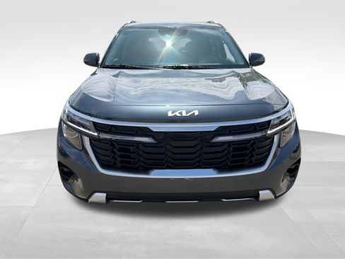 New 2026 Kia Seltos EX FWD image 2