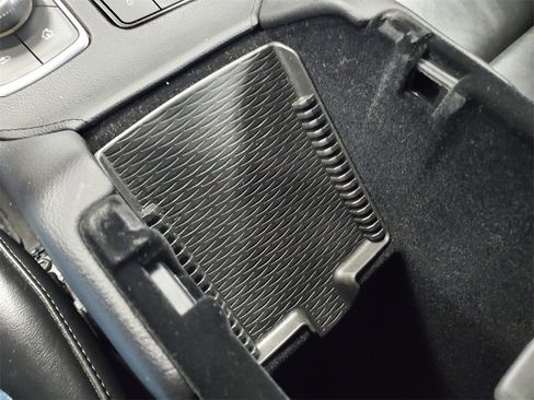 Used 2020 Cadillac XT4 Premium Luxury w/ Cold Weather Package image 23