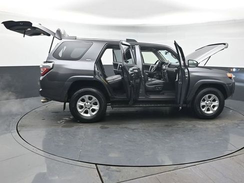 Used 2019 Toyota 4Runner SR5 Premium image 52