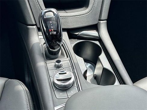 Used 2025 Cadillac XT6 Premium Luxury image 4