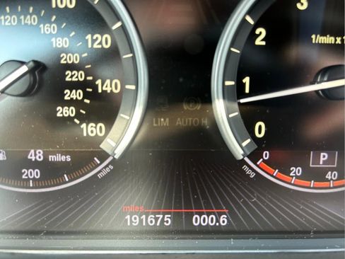 Used 2013 BMW 550i Sedan image 13