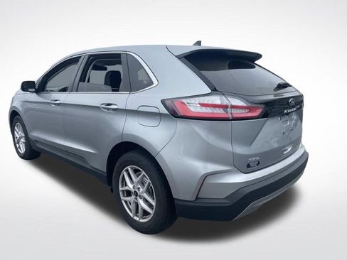 Used 2024 Ford Edge SEL AWD/4WD image 3