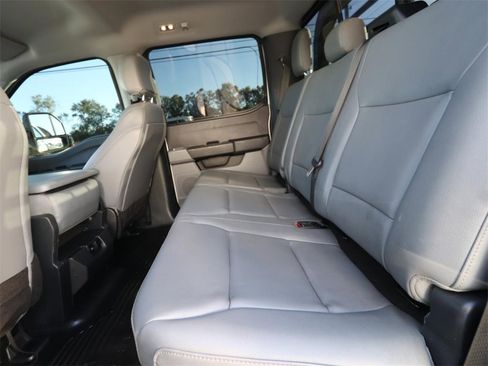 Certified 2023 Ford F550 2WD Crew Cab Super Duty image 8