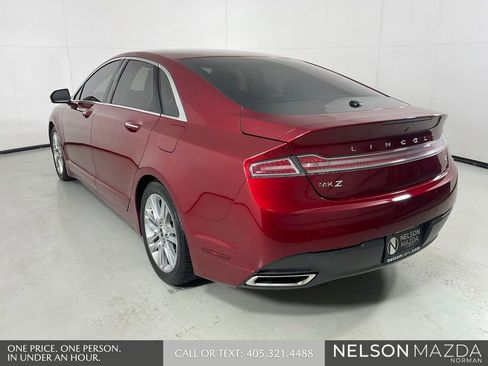 Used 2016 Lincoln MKZ w/ Equipment Group 300A Reserve FWD image 8
