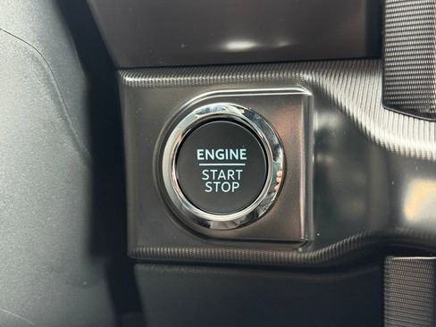 New 2025 Ford F150 Platinum image 18