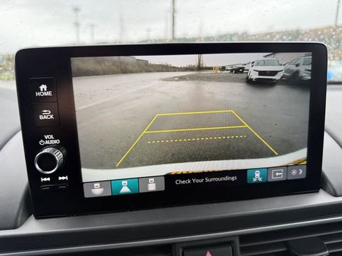 Used 2025 Honda Pilot EX-L image 40