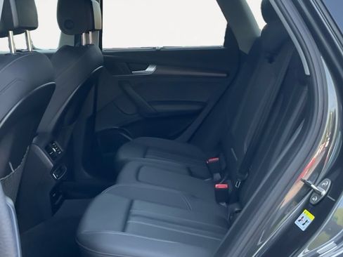 Used 2021 Audi Q5 Prestige w/ Prestige Package AWD/4WD image 14