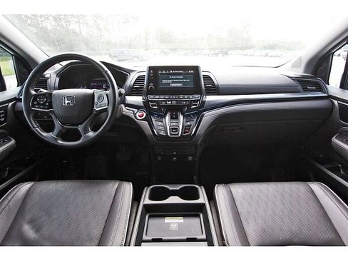 Used 2022 Honda Odyssey Elite image 16