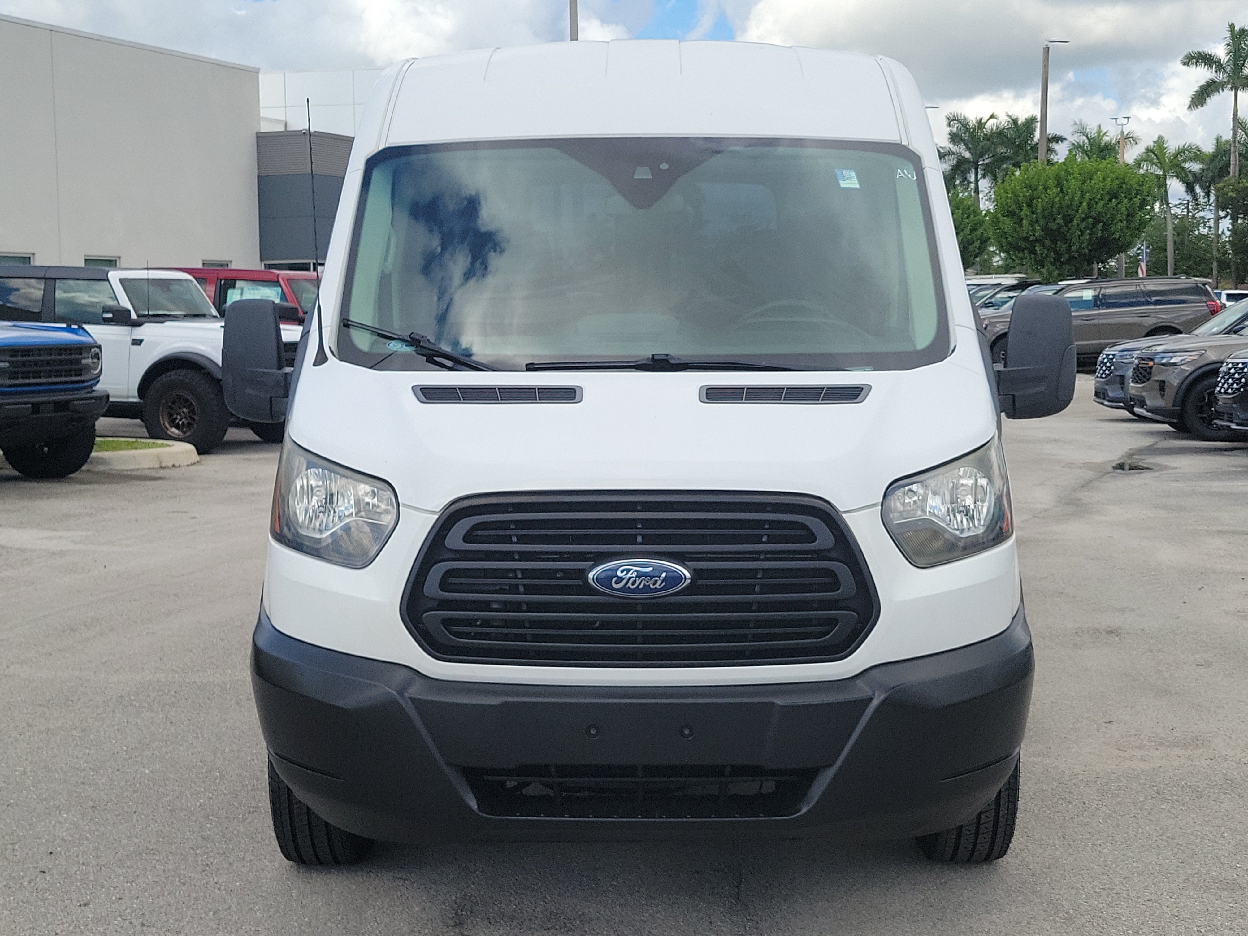 Used 2019 Ford Transit 250 148 Medium Roof w/ Interior Upgrade Package RWD image 2