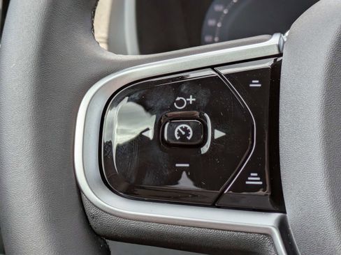 New 2026 Volvo XC90 B6 Plus w/ Protection Package Premier image 27