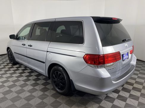 Used 2010 Honda Odyssey LX image 5