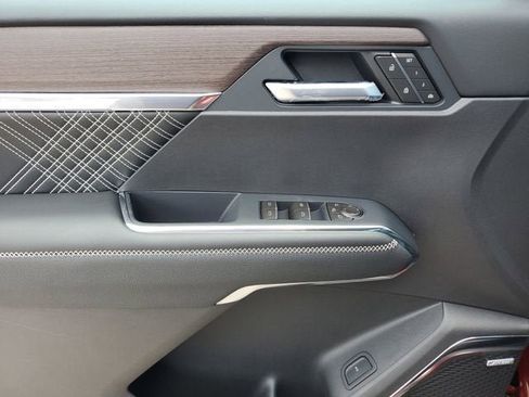 New 2026 GMC Acadia Denali w/ Super Cruise Package FWD image 17