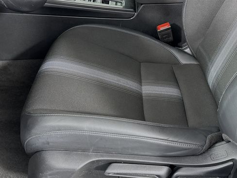 Used 2022 Honda Civic Sport image 18