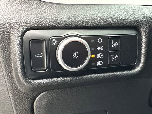 Used 2023 Ford Explorer XLT w/ Equipment Group 202A image 27