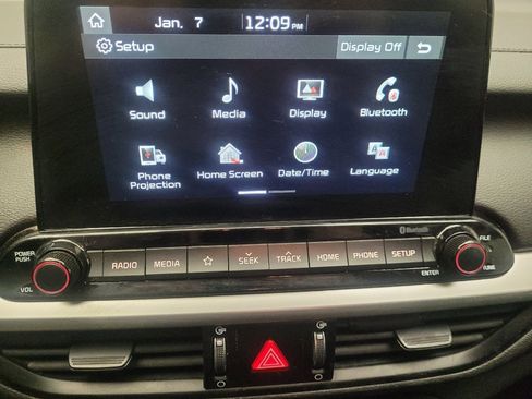 Used 2020 Kia Forte LXS FWD image 25
