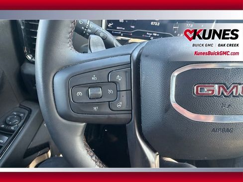 Used 2024 GMC Sierra 1500 AT4 w/ Technology Package AWD/4WD image 20
