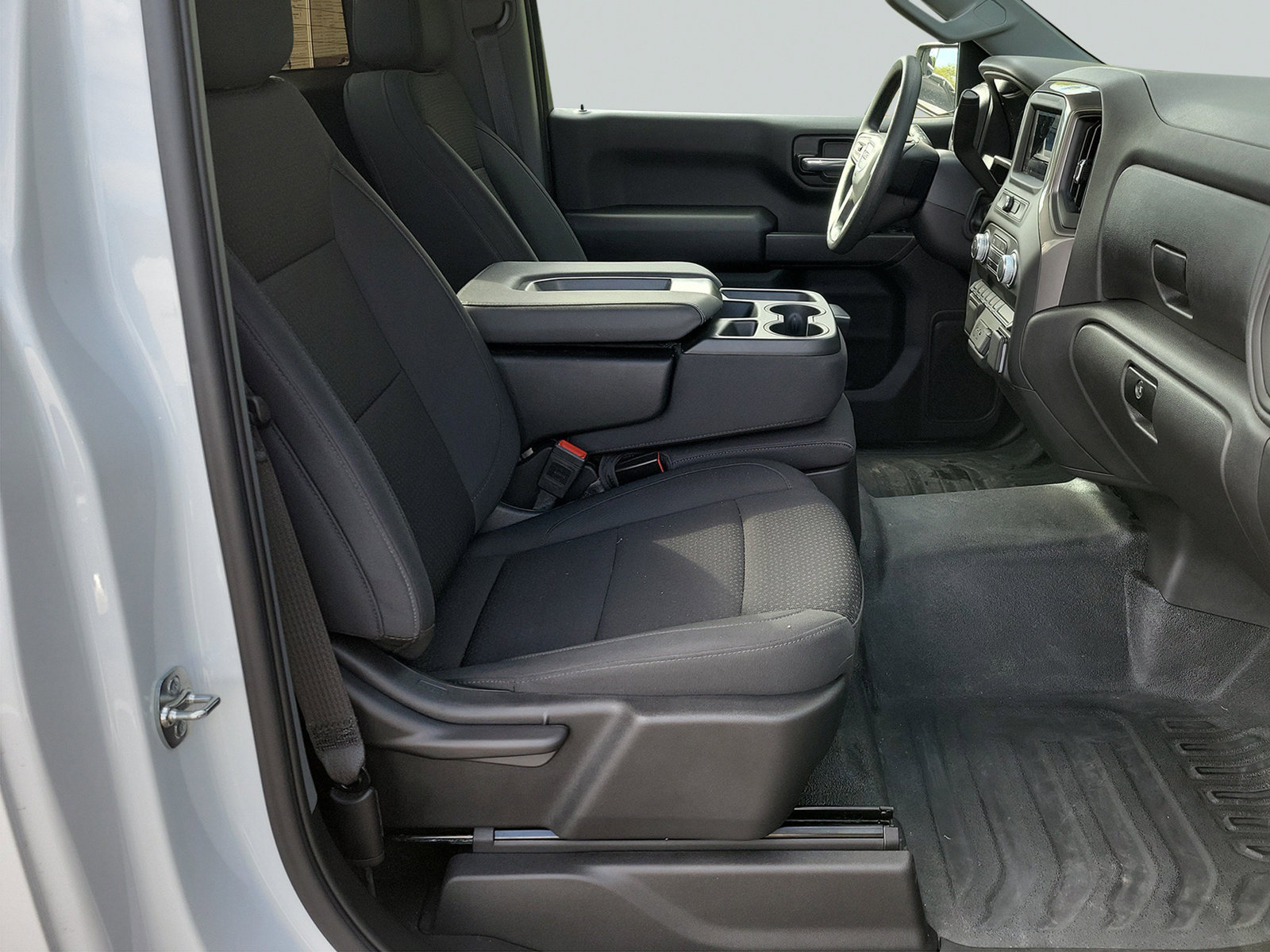 Used 2025 GMC Sierra 1500 Pro w/ Pro Value Package AWD/4WD image 30