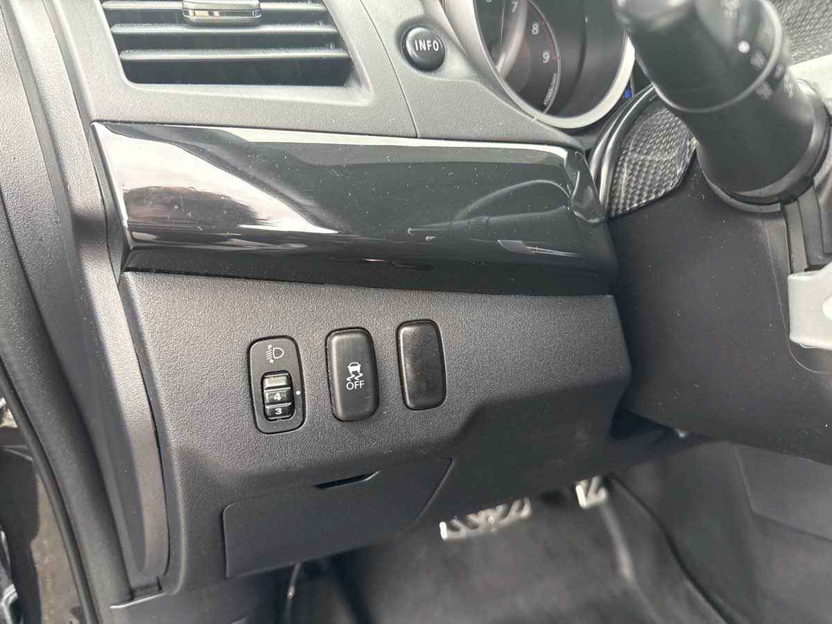 Used 2014 Mitsubishi Lancer Evolution MR AWD/4WD image 13