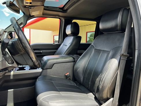 Used 2013 Ford F250 Lariat w/ Lariat Ultimate Pkg AWD/4WD image 24
