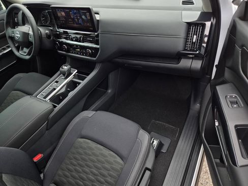 New 2026 Nissan Pathfinder SV FWD image 7