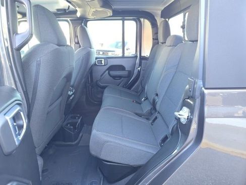 New 2026 Jeep Gladiator Sport image 34