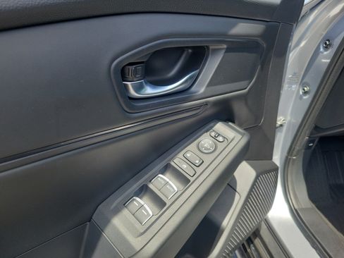 Used 2023 Honda Accord EX image 15