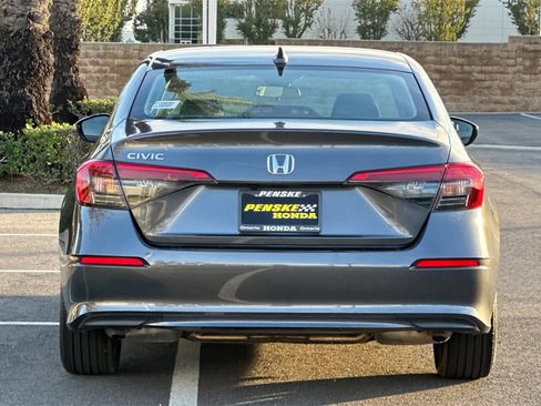 Certified 2024 Honda Civic EX image 5