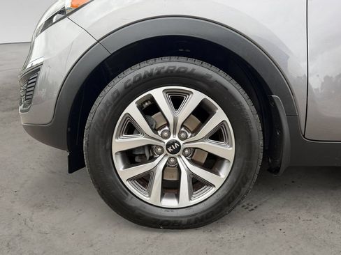 Used 2016 Kia Sportage LX FWD image 9