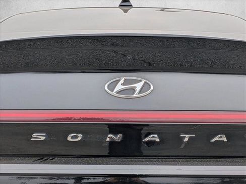 Used 2021 Hyundai Sonata Limited image 7