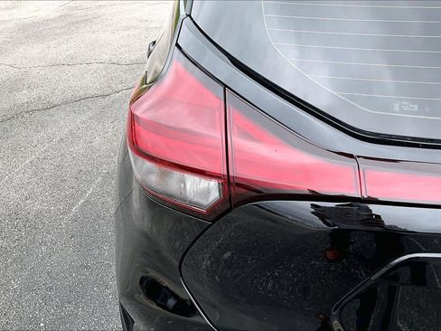 Used 2024 Nissan Kicks SR FWD image 29