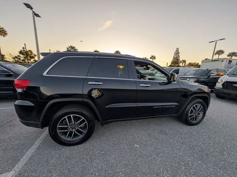 Used 2019 Jeep Grand Cherokee Limited image 15