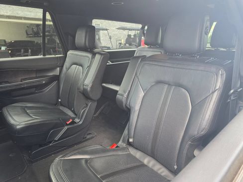 Used 2018 Ford Expedition Max Limited w/ Equipment Group 301A AWD/4WD image 6