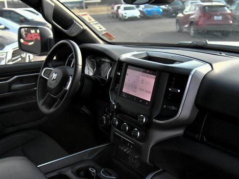 Used 2022 RAM 1500 Big Horn AWD/4WD image 48