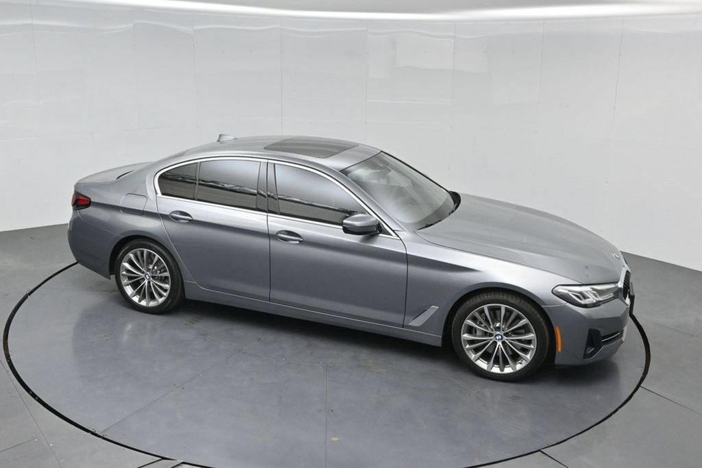 Used 2023 BMW 540i w/ Convenience Package RWD image 46