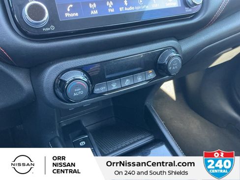 Used 2023 Nissan Kicks SR image 22