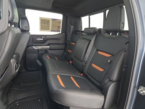 Used 2021 GMC Sierra 1500 AT4 w/ AT4 Premium Package AWD/4WD image 31