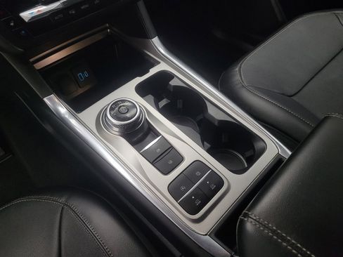 Used 2020 Ford Explorer Limited w/ Class III Trailer Tow Package image 26