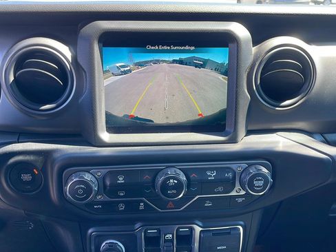 Certified 2022 Jeep Wrangler Unlimited Sport image 19