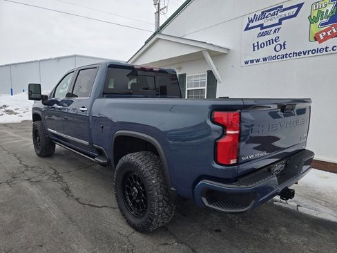 Used 2025 Chevrolet Silverado 2500 High Country w/ High Country Premium Package image 6