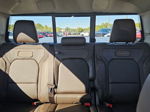 Used 2025 RAM 1500 Limited w/ Trailer Tow Group image 30