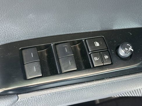 Used 2025 Toyota Camry LE FWD image 18