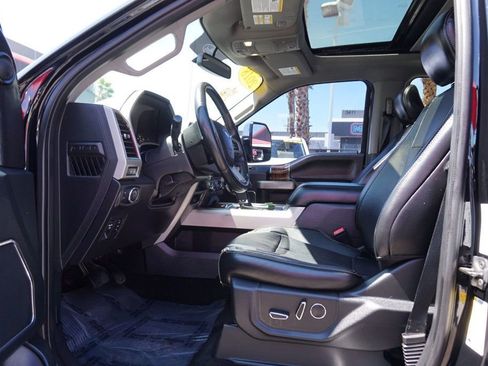 Used 2018 Ford F150 Lariat image 16