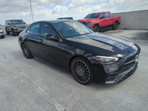 Used 2022 Mercedes-Benz C 300 Sedan image 2